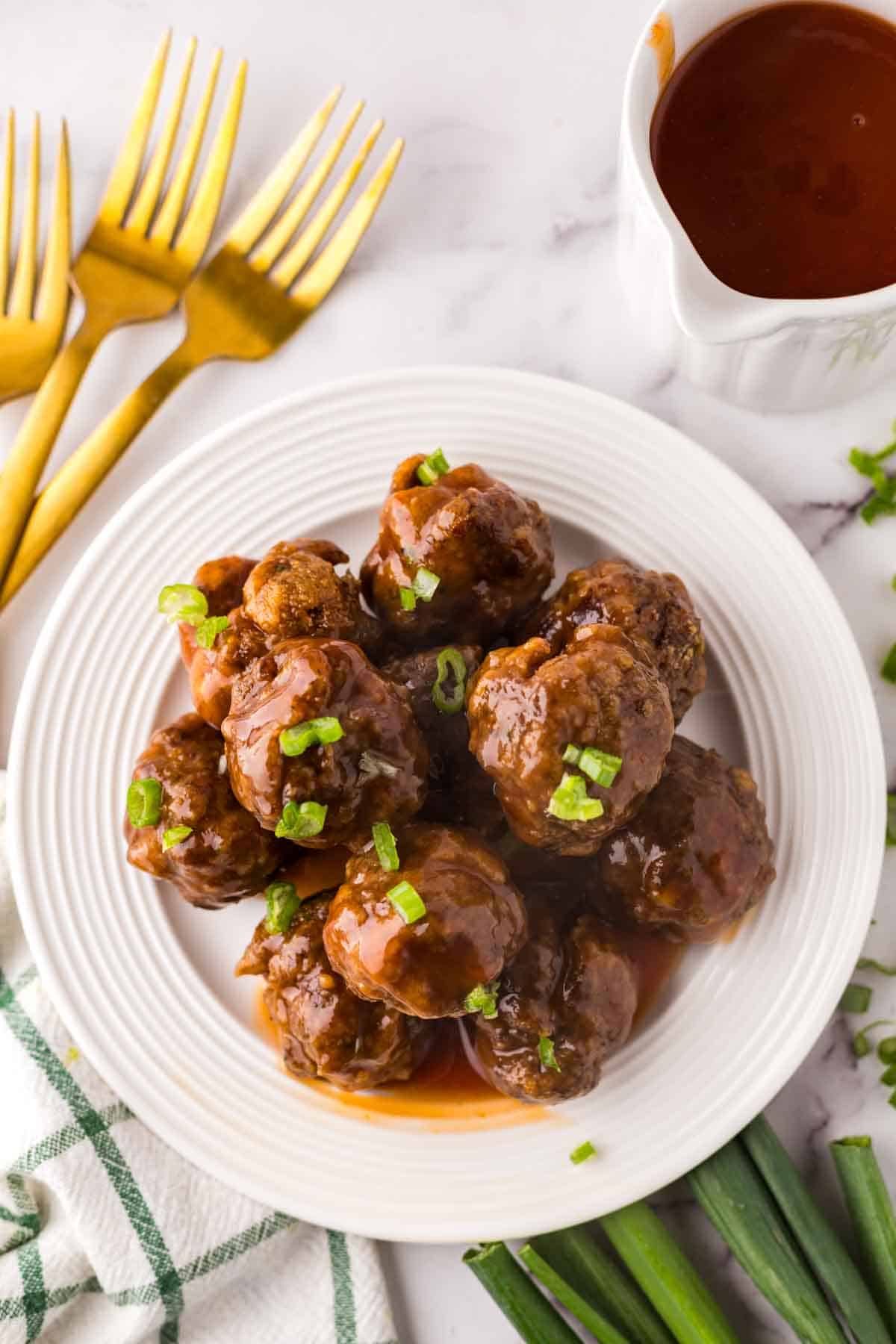 Easy Sweet and Sour Meatballs: Weeknight Meal or Party Appetizer